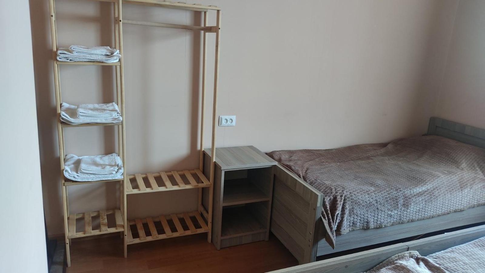 Guesthouse Mabu - 4 Newly Built Rooms In The Heart Of Mestia Exterior photo