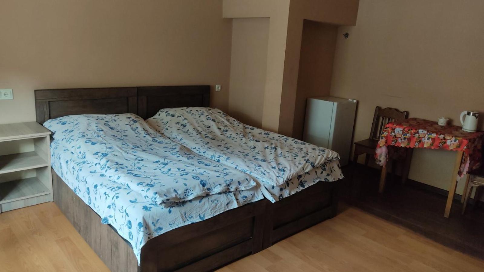 Guesthouse Mabu - 4 Newly Built Rooms In The Heart Of Mestia Exterior photo